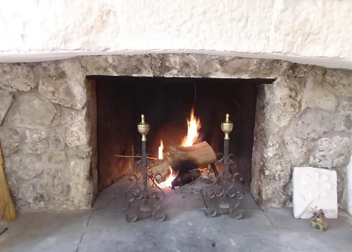 Casa بيت ضيافة Monticchio (L'Aquila)